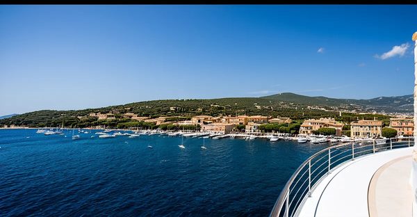 Le suffren : luxe et vue privilégiée au golfe de saint-tropez
