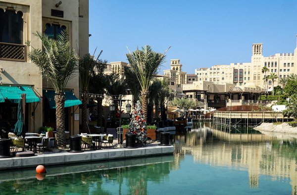 Voyage d'émerveillement : luxes et aventures à découvrir